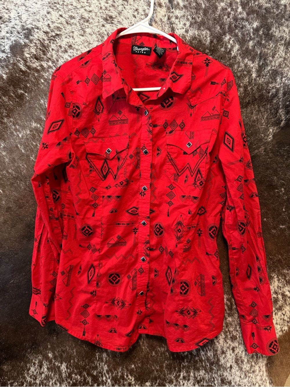 Wrangler Retro Red Shirt with Black Geometric Print
